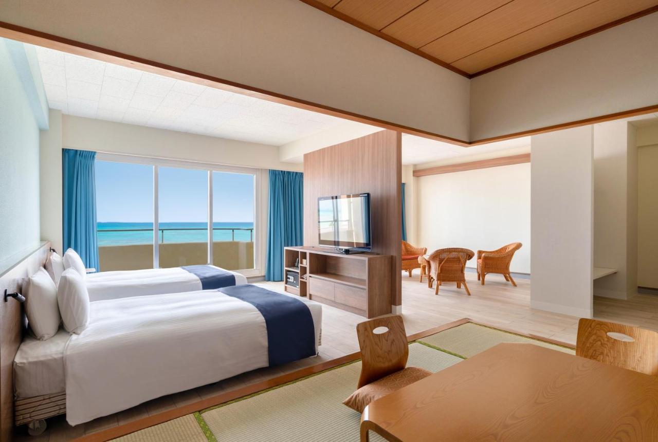 En Resort Kumejima Eef Beach Hotel Exterior photo