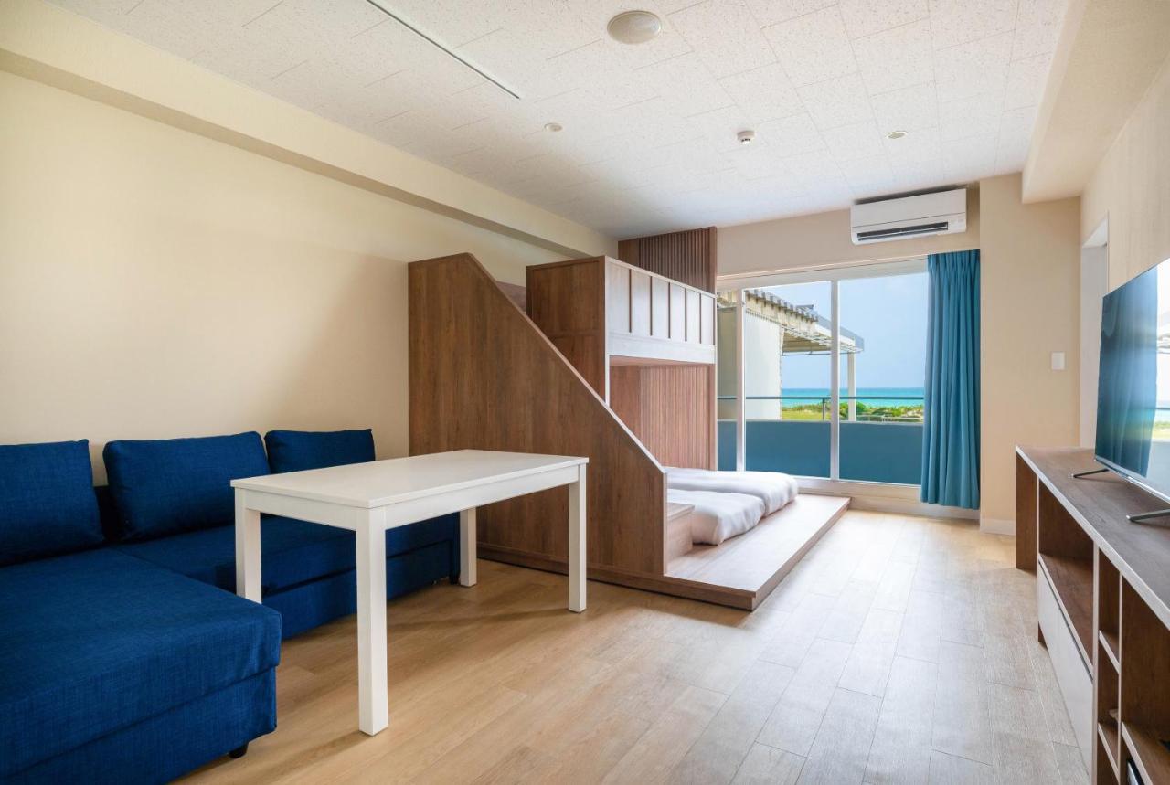 En Resort Kumejima Eef Beach Hotel Exterior photo