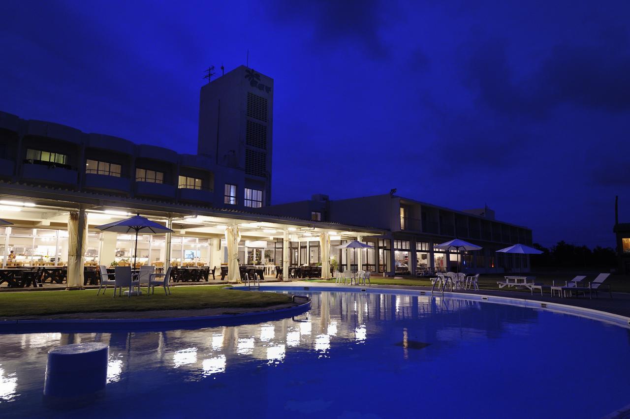 En Resort Kumejima Eef Beach Hotel Exterior photo