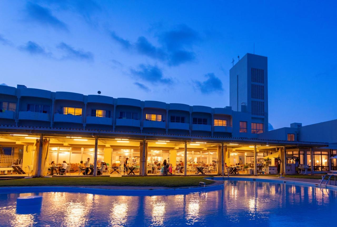 En Resort Kumejima Eef Beach Hotel Exterior photo